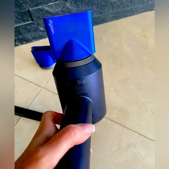 Dyson Hairdryer - Picture 9 of 13